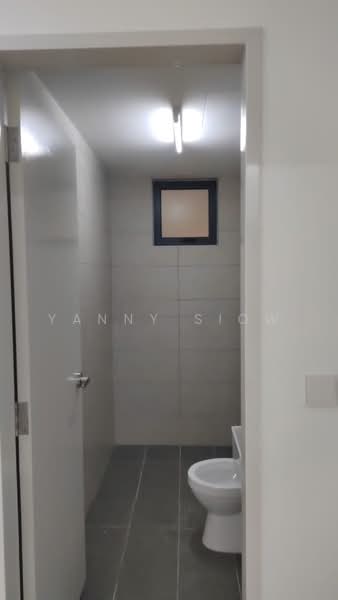 Kondominium untuk Dijual di M Adora - Yanny Siow - Bathroom - PropertyGuru.com.my