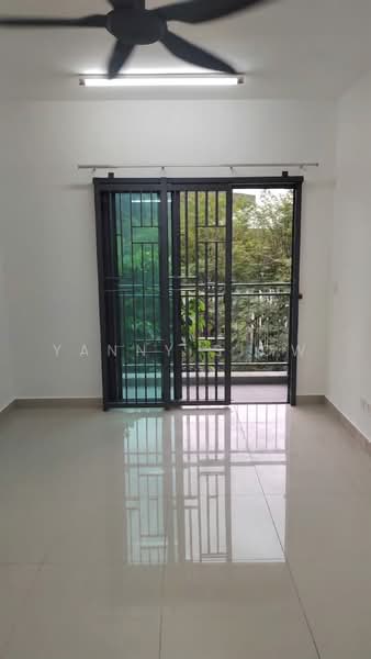Kondominium untuk Dijual di M Adora - Yanny Siow - Balcony - PropertyGuru.com.my