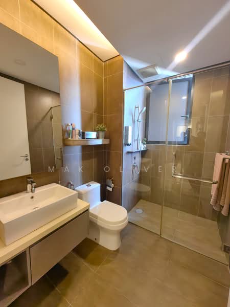 Kondominium untuk Dijual di The Rainz - Mak Oliver - Bathroom - PropertyGuru.com.my