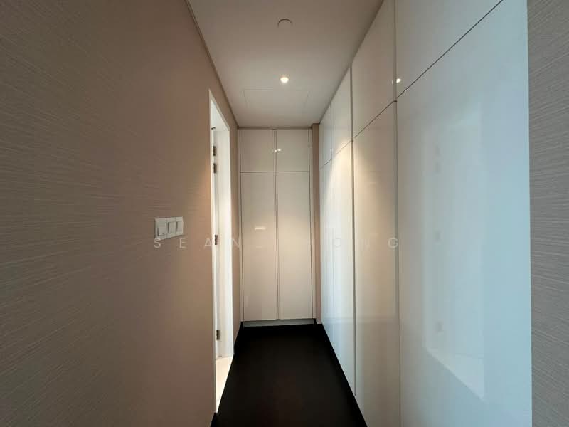 Kediaman Servis untuk Disewa di Pavilion Damansara Heights - Sean Thong - Wardrobe - PropertyGuru.com.my