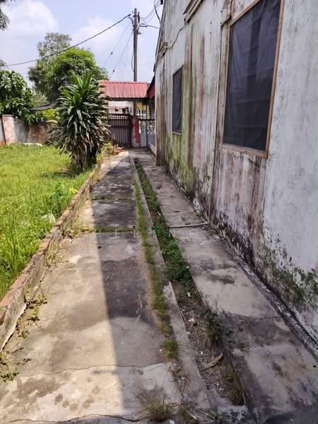 1-storey Terraced House for Rent in East Ledang (Iskandar Puteri (Nusajaya)) - Katherine Low - Exterior - PropertyGuru.com.my