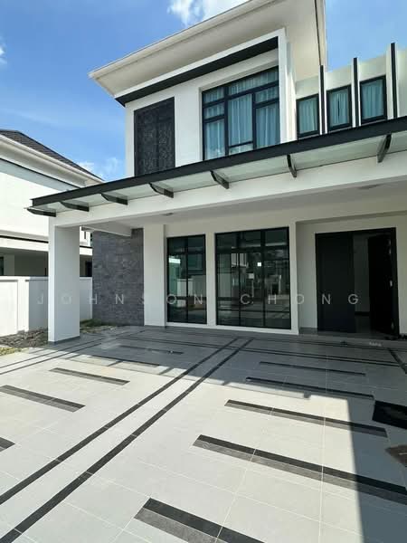 Rumah Berkembar untuk Dijual di Setia Tropika (Johor Bahru) - Johnson Chong - Exterior - PropertyGuru.com.my
