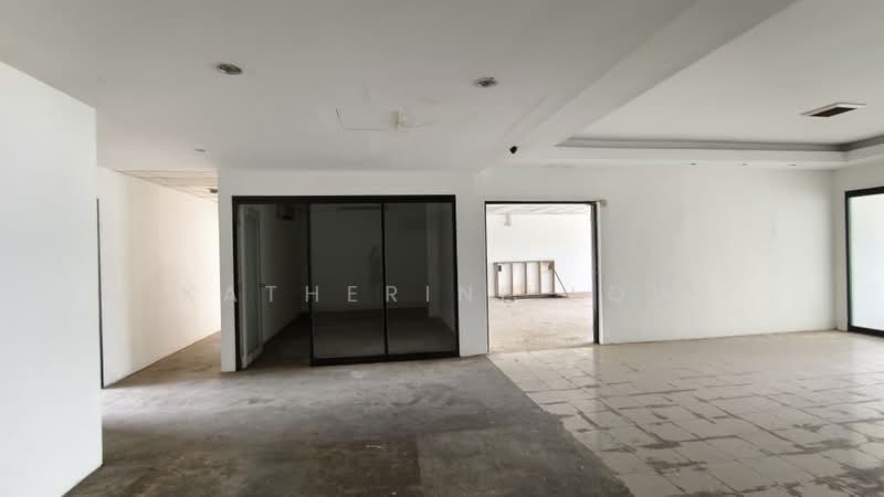 Shop for Rent in Taman Ungku Tun Aminah (Skudai) - Katherine Low - Interior - PropertyGuru.com.my