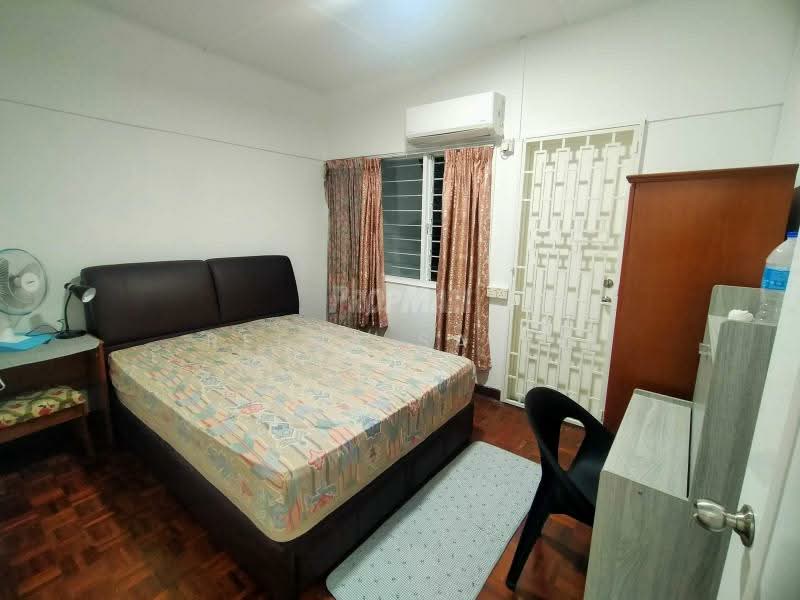 Rumah Teres 2-Tingkat untuk Dijual di SS19 (Subang Jaya) - Reena Sarif - Bedroom - PropertyGuru.com.my