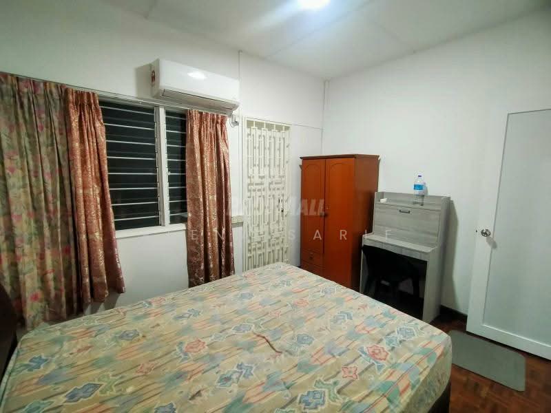 Rumah Teres 2-Tingkat untuk Dijual di SS19 (Subang Jaya) - Reena Sarif - Bedroom - PropertyGuru.com.my