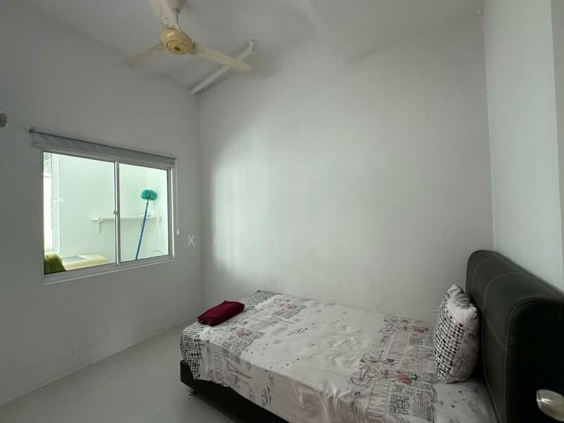 3-storey Terraced House for Rent in Tanjung Bungah (Penang) - Xinnee . - Bedroom - PropertyGuru.com.my