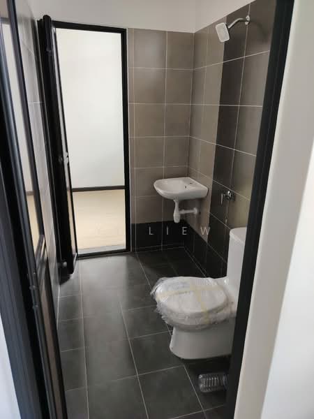Rumah Teres 2-Tingkat untuk Disewa di Bandar Tiram (Ulu Tiram) - YT Liew - Bathroom - PropertyGuru.com.my
