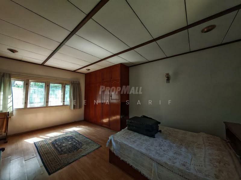 Bungalow House untuk Dijual di Seksyen 16 (Petaling Jaya) - Reena Sarif - Bedroom - PropertyGuru.com.my