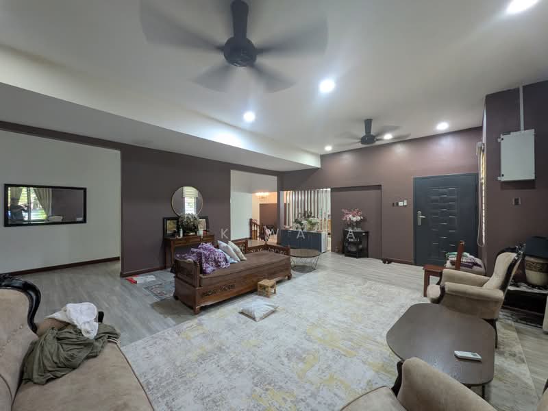 Bungalow House untuk Dijual di Sungai Penchala (Kuala Lumpur) - Jik Wafa - Living Room - PropertyGuru.com.my