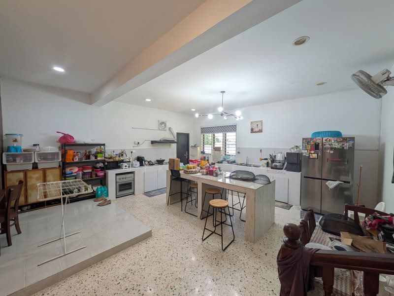 Bungalow House untuk Dijual di Sungai Penchala (Kuala Lumpur) - Jik Wafa - Kitchen - PropertyGuru.com.my