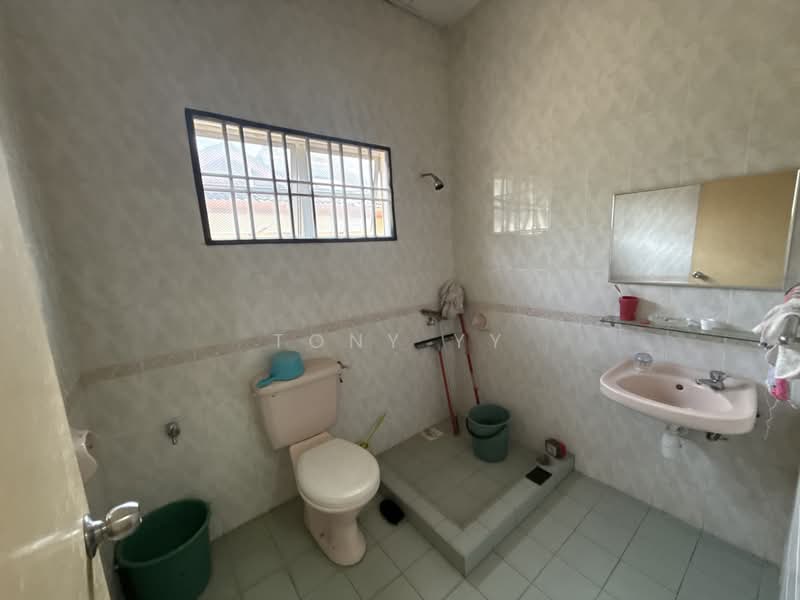 2-storey Terraced House for Sale in Bukit Jelutong (Shah Alam) - Tony YY - PropertyGuru.com.my