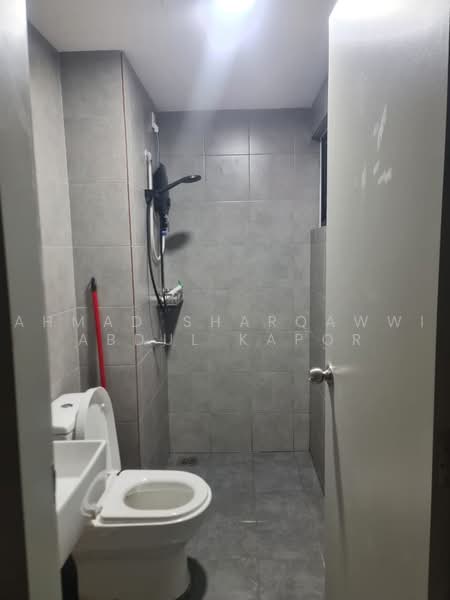 Kondominium untuk Disewa di Residensi Alamanda - Ahmad Sharqawwi Abdul Kapor - Bathroom - PropertyGuru.com.my