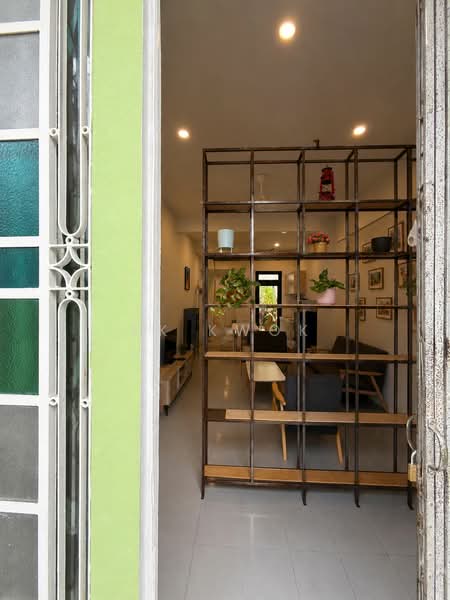 Rumah Teres 2-Tingkat untuk Dijual di George Town (Penang) - KK Kwok - Living Room - PropertyGuru.com.my