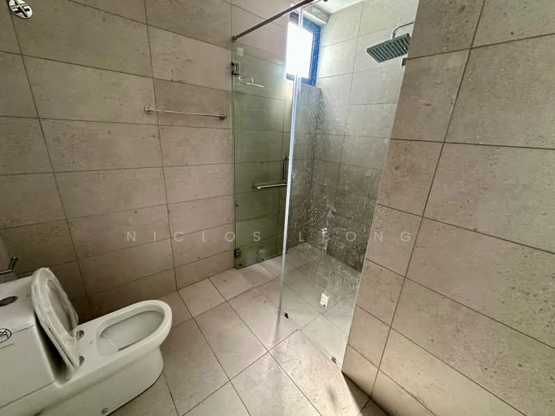 Rumah Berkembar untuk Dijual di Ipoh Park (Ipoh) - Niclos Leong - Bathroom - PropertyGuru.com.my