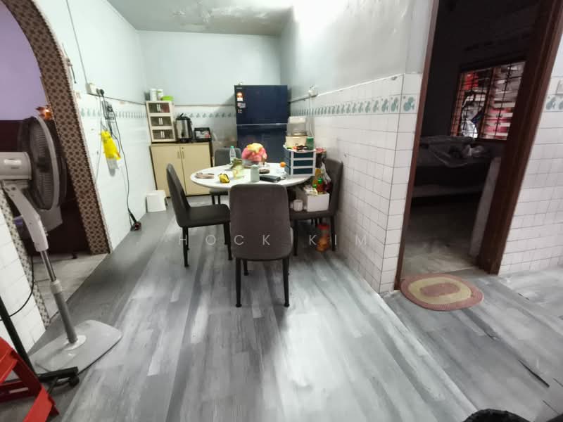 Rumah Teres 1-Tingkat untuk Dijual di Taman Ungku Tun Aminah (Skudai) - Hock Kim - Kitchen - PropertyGuru.com.my