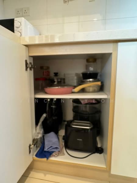 Service Residence for Sale at Ten Kinrara - Vincent Yeoh - Kitchen - PropertyGuru.com.my