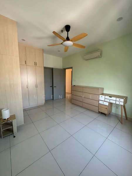 Service Residence for Sale at Ten Kinrara - Vincent Yeoh - Bedroom - PropertyGuru.com.my
