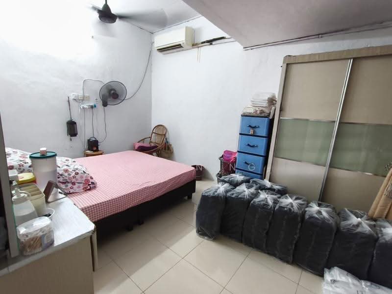 Rumah Teres 1-Tingkat untuk Dijual di Taman Sri Rambai (Bukit Mertajam) - Simon Ng - Bedroom - PropertyGuru.com.my