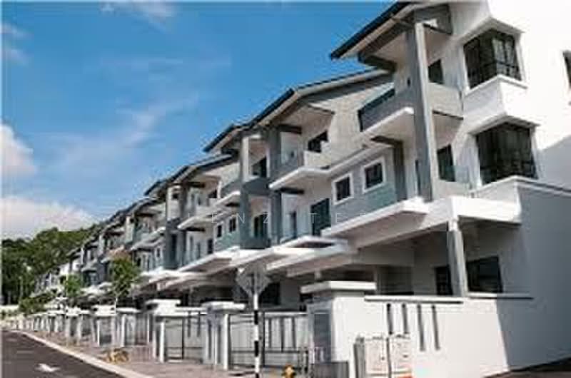 Rumah Teres 3-Tingkat untuk Dijual di Taman Bukit Prima (Cheras) - Lenz Tee - Exterior - PropertyGuru.com.my