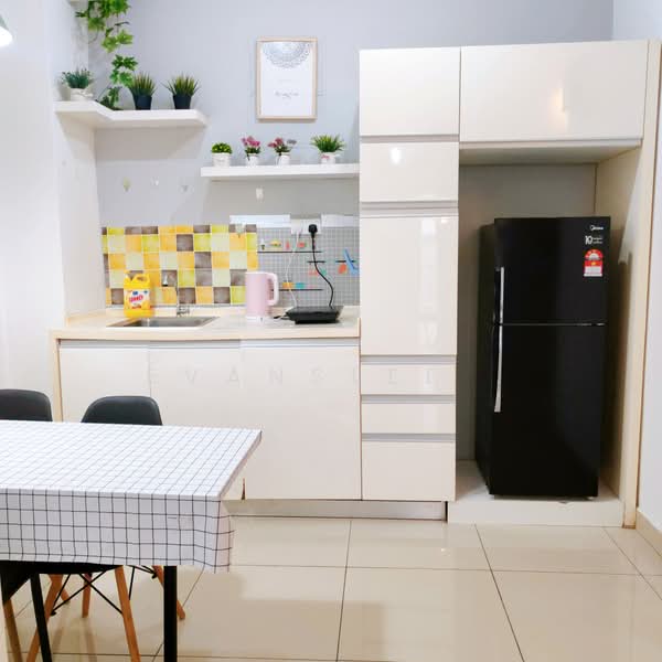 Service Residence for Rent at Univ 360 Place - Evanslee . - Kitchen - PropertyGuru.com.my