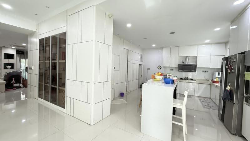 Semi-Detached House for Sale in Beverly Heights (Ampang) - Dlynie Ooi - Kitchen - PropertyGuru.com.my