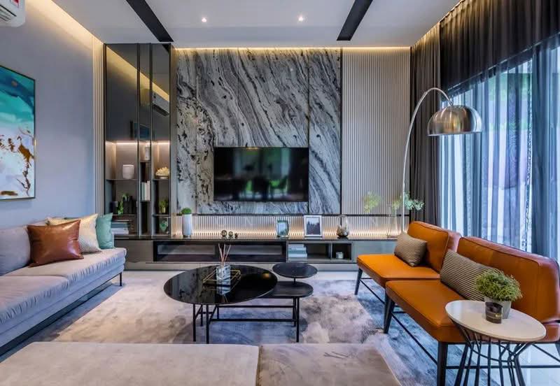 Rumah Teres 2-Tingkat untuk Dijual di Seksyen 7 (Shah Alam) - Thony Tan - Living Room - PropertyGuru.com.my