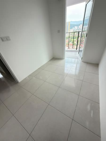 Kondominium untuk Dijual di Jelutong Central Residence - Fanny Wong - Balcony - PropertyGuru.com.my