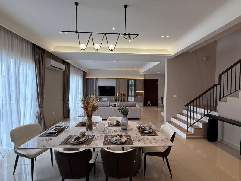 Rumah Teres 2-Tingkat untuk Dijual di Kota Kemuning (Shah Alam) - Thony Tan - Dining Room - PropertyGuru.com.my