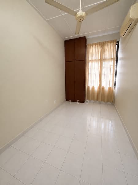 1-storey Terraced House for Sale in Taman Molek (Johor Bahru) - PK Teo - Interior - PropertyGuru.com.my