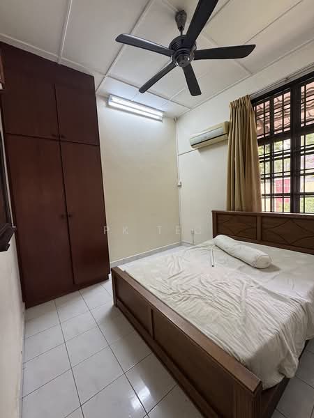 1-storey Terraced House for Sale in Taman Molek (Johor Bahru) - PK Teo - Bedroom - PropertyGuru.com.my