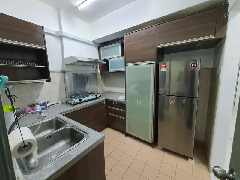 Condominium for Rent at Bayu Tasik 1 - Chang Hoong Wen - Kitchen - PropertyGuru.com.my