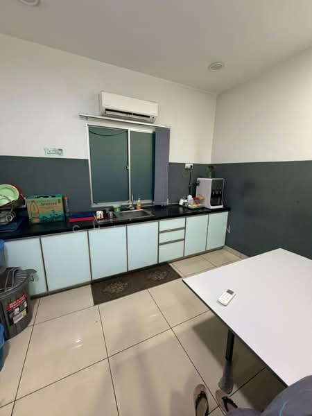 Kilang untuk Dijual di Bandar Bukit Raja (Klang) - Chloe Tan - Kitchen - PropertyGuru.com.my