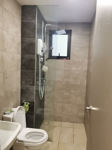 Kondominium untuk Disewa di Bennington Residences @ SkyArena - Cyrus Chee - Bathroom - PropertyGuru.com.my