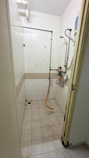 Rumah Flat untuk Dijual di Desa Pinang 1 - Kaze Kang - Bathroom - PropertyGuru.com.my