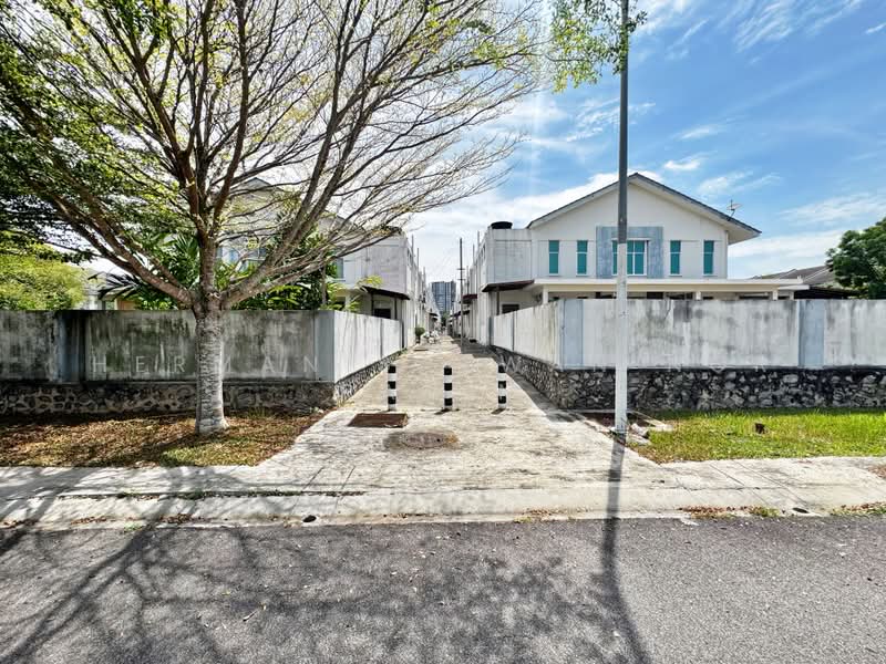 Rumah Teres 2-Tingkat untuk Dijual di Taman Bangi Avenue (Bangi) - Herman Sazwan Nor Rahim - Exterior - PropertyGuru.com.my