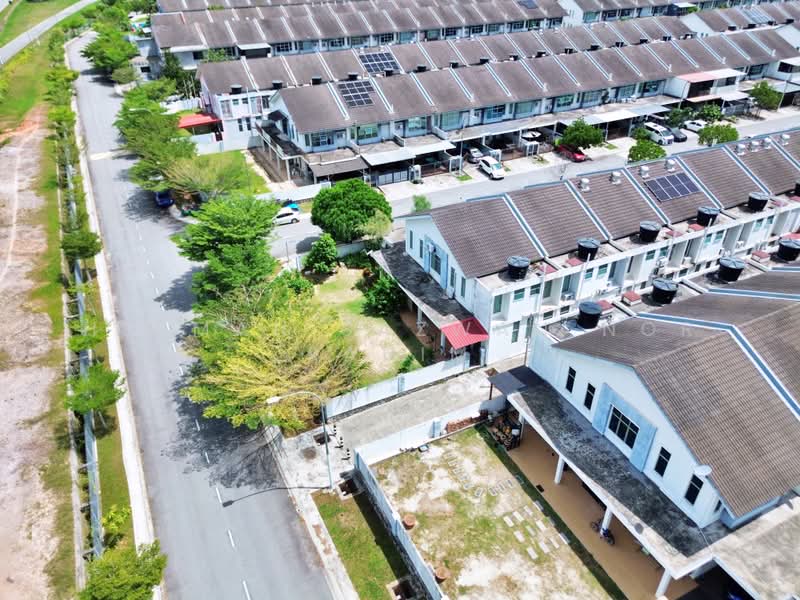 Rumah Teres 2-Tingkat untuk Dijual di Taman Bangi Avenue (Bangi) - Herman Sazwan Nor Rahim - Drone - PropertyGuru.com.my