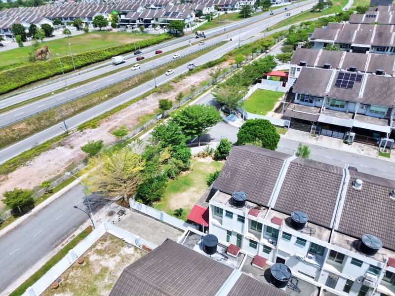 Rumah Teres 2-Tingkat untuk Dijual di Taman Bangi Avenue (Bangi) - Herman Sazwan Nor Rahim - Drone - PropertyGuru.com.my