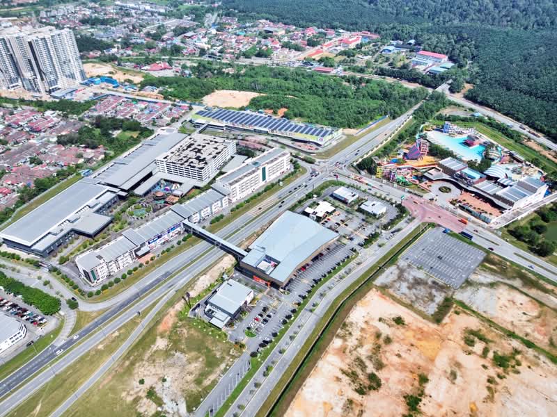 Rumah Teres 2-Tingkat untuk Dijual di Taman Bangi Avenue (Bangi) - Herman Sazwan Nor Rahim - Drone - PropertyGuru.com.my