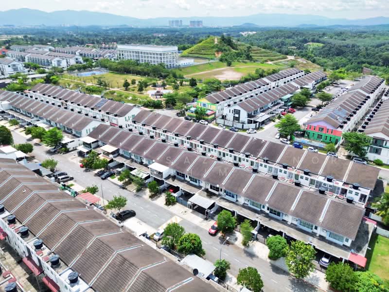 Rumah Teres 2-Tingkat untuk Dijual di Taman Bangi Avenue (Bangi) - Herman Sazwan Nor Rahim - Drone - PropertyGuru.com.my