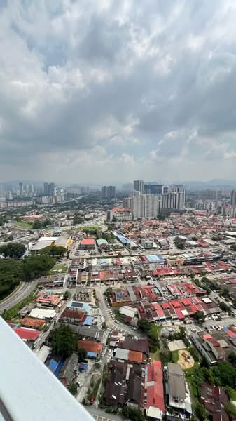 Kondominium untuk Dijual di d'Brightton - Cik Naza - Exterior - PropertyGuru.com.my