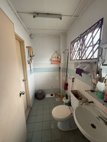 2-storey Terraced House for Sale in Taman Sungai Besi Indah (Seri Kembangan) - Esharani . - PropertyGuru.com.my