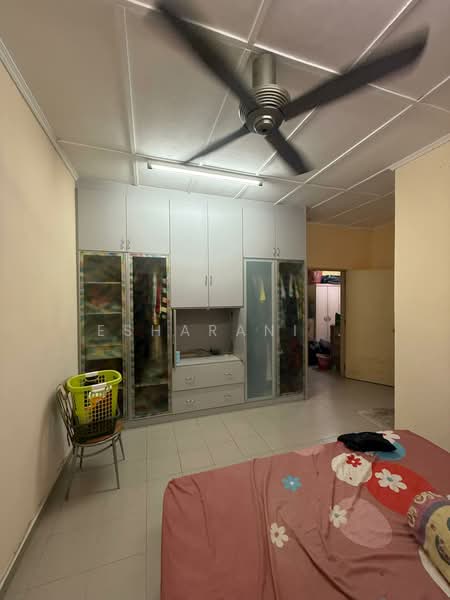 2-storey Terraced House for Sale in Taman Sungai Besi Indah (Seri Kembangan) - Esharani . - PropertyGuru.com.my