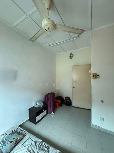 2-storey Terraced House for Sale in Taman Sungai Besi Indah (Seri Kembangan) - Esharani . - PropertyGuru.com.my