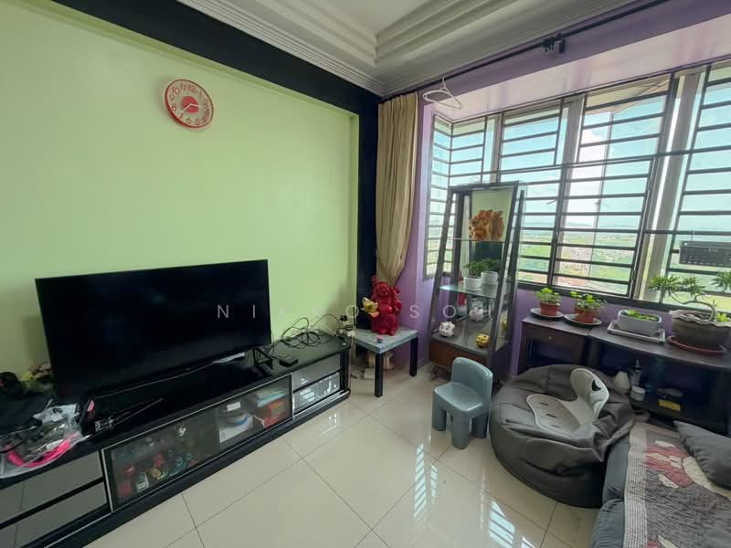 Kediaman Servis untuk Dijual di Nusa Perdana Apartment - Nikko Soh - Living Room - PropertyGuru.com.my