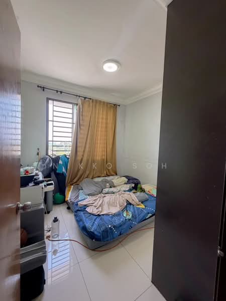 Kediaman Servis untuk Dijual di Nusa Perdana Apartment - Nikko Soh - Bedroom - PropertyGuru.com.my