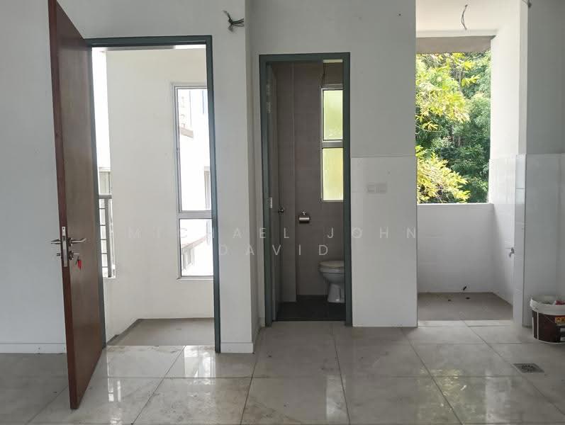 Rumah Bandar untuk Disewa di Ampang (Selangor) - Michael John David - Bathroom - PropertyGuru.com.my