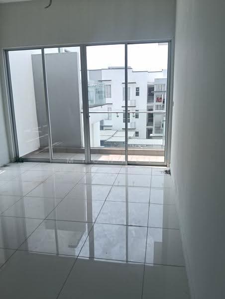 Rumah Bandar untuk Disewa di Ampang (Selangor) - Michael John David - Balcony - PropertyGuru.com.my