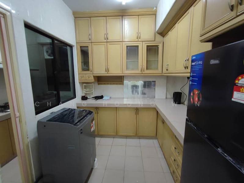 Kondominium untuk Disewa di Bayu Tasik 1 - Chang Hoong Wen - Kitchen - PropertyGuru.com.my