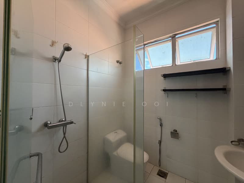 Semi-Detached House for Sale in Beverly Heights (Ampang) - Dlynie Ooi - Bathroom - PropertyGuru.com.my