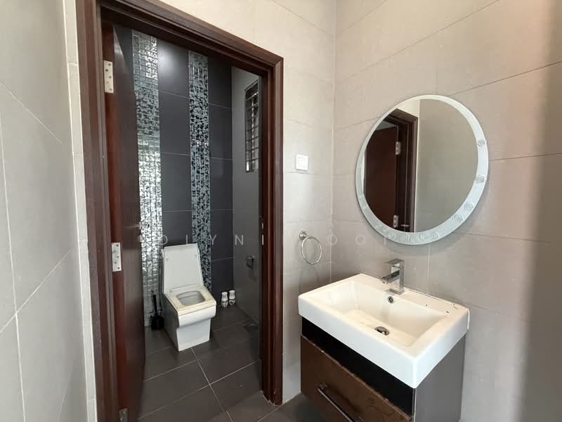 Semi-Detached House for Sale in Beverly Heights (Ampang) - Dlynie Ooi - Bathroom - PropertyGuru.com.my